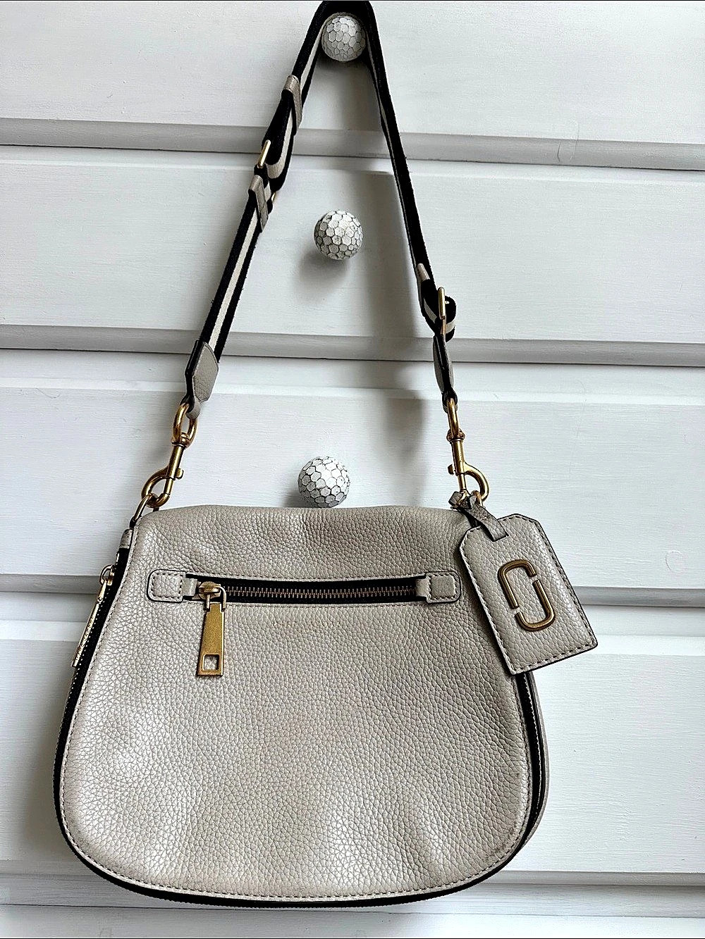 Marc Jacobs Pebbled Leather Crossbody Bag – Light Grey & Gold Hardware